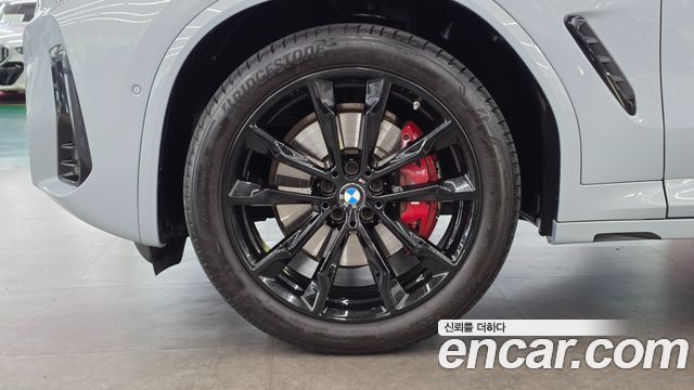 BMW X4 xDrive20i M Sport Pro Special Edition — пробег 28 486 км — фото 5 из 5