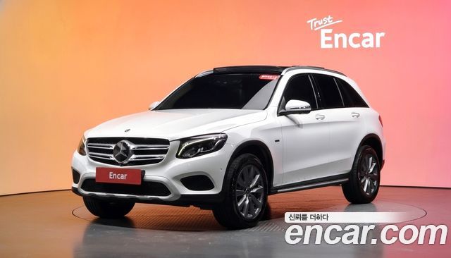 Mercedes-Benz GLC-Class GLC350e 4MATIC Premium — пробег 52 640 км — фото 1 из 5