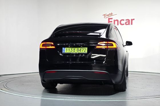 Tesla Model X AWD — пробег 56 494 км — фото 4 из 5