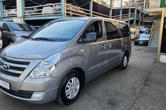 Hyundai Starex 5-Seater VAN Modern — пробег 113 134 км — фото 2 из 5