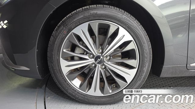 Kia K8 из Кореи Encar