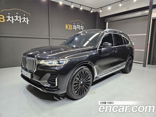 BMW X7 xDrive 40i Design Pure Excellence 7-Seater — пробег 76 892 км — фото 1 из 5