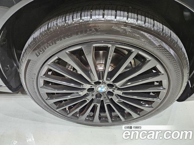 BMW X7 xDrive 40i Design Pure Excellence 7-Seater — пробег 76 892 км — фото 5 из 5