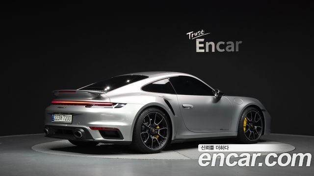 Porsche 911 Turbo S — пробег 11 878 км — фото 2 из 5