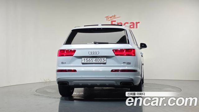 Audi Q7 из Кореи Encar