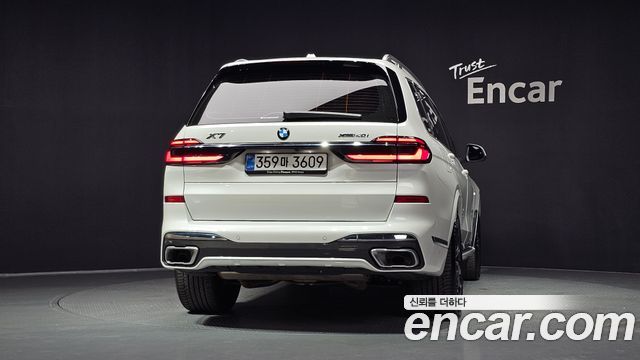 BMW X7 xDrive 40i M Sport 6STR — пробег 13 817 км — фото 4 из 5