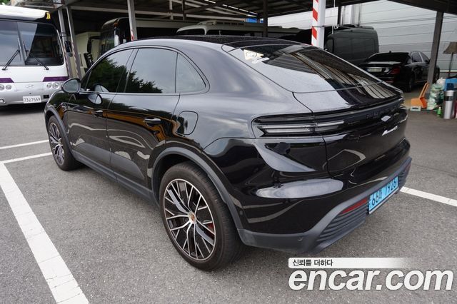 Porsche Macan из Кореи Encar