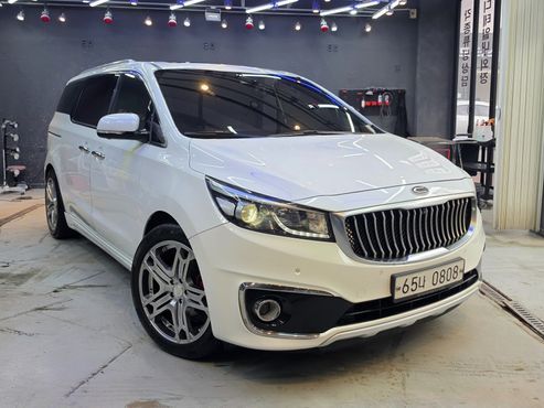 Kia Carnival 9-seater Noblesse — пробег 193 000 км — фото 5 из 5