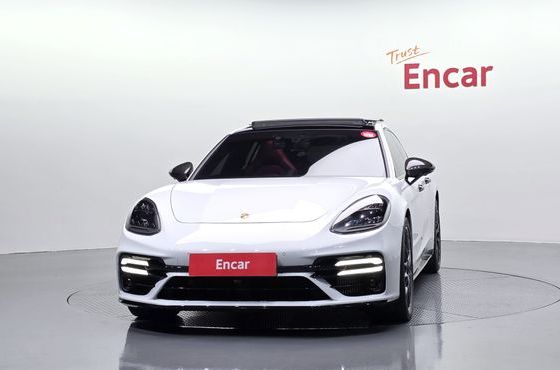 Porsche Panamera 4.0 GTS — пробег 39 227 км — фото 3 из 5