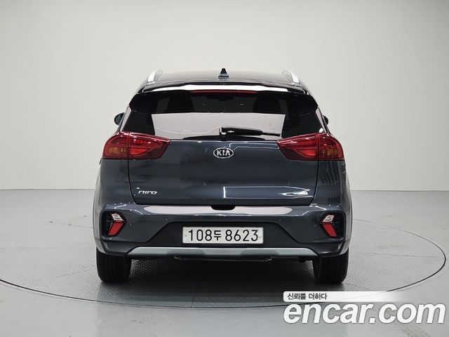Kia Niro 1.6 HEV Noblesse Special — пробег 98 781 км — фото 3 из 5