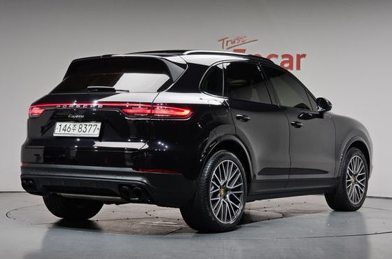 Porsche Cayenne 3.0 — пробег 49 424 км — фото 2 из 5