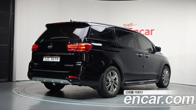Kia Carnival 7-Seater Limousine President — пробег 116 346 км — фото 2 из 5