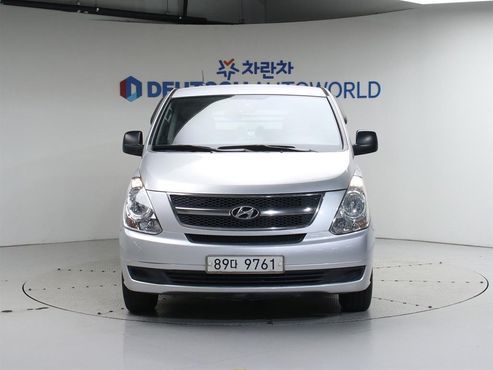 Hyundai Starex 3-Seater VAN CVX Value — пробег 234 544 км — фото 3 из 5