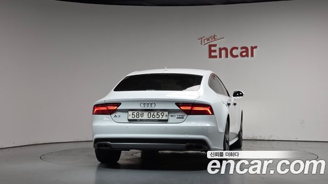 Audi A7 40 TFSI Quattro Sport 4G — пробег 105 933 км — фото 4 из 5