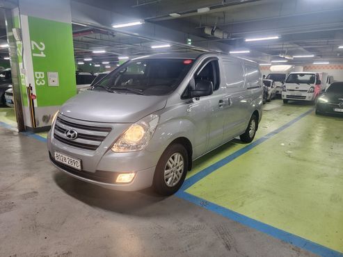 Hyundai Starex 3-Seater LPi VAN Smart — пробег 161 500 км — фото 3 из 5