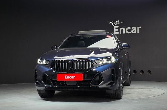 BMW X6 xDrive40i M Sport — пробег 8 120 км — фото 3 из 5