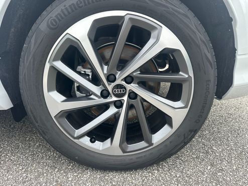 Audi Q5 40 TFSI Quattro S Line — пробег 30 км — фото 5 из 5