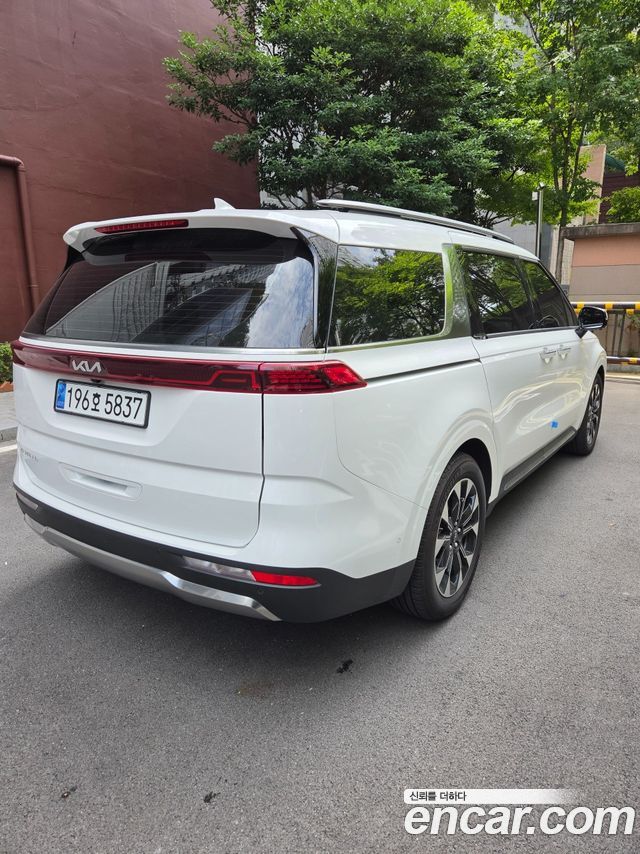 Kia Carnival Diesel 9-Seater Signature — пробег 27 000 км — фото 5 из 5