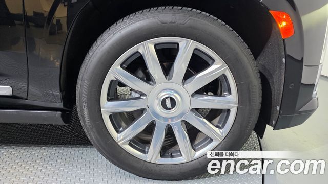 Cadillac Escalade 6.2 Premium Luxury Platinum — пробег 28 377 км — фото 5 из 5