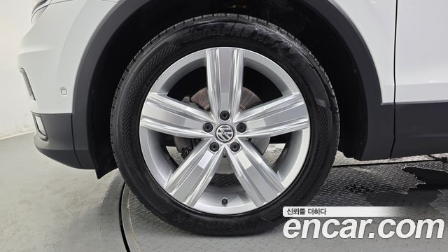 Volkswagen Tiguan из Кореи Encar