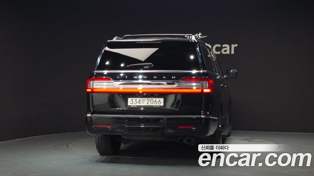 Lincoln Navigator из Кореи Encar