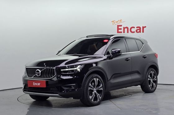 Volvo XC40 B4 Inscription — пробег 50 970 км — фото 1 из 5