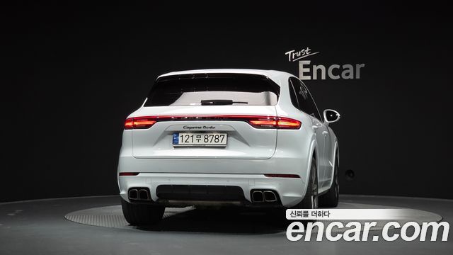 Porsche Cayenne 4.0 Turbo — пробег 53 369 км — фото 4 из 5