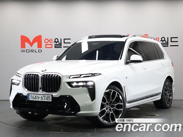BMW X7 xDrive 40i M Sport 6STR — пробег 33 697 км — фото 1 из 5