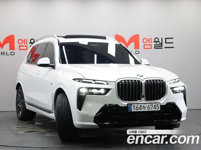 BMW X7 xDrive 40i M Sport 6STR — пробег 33 697 км — фото 2 из 5