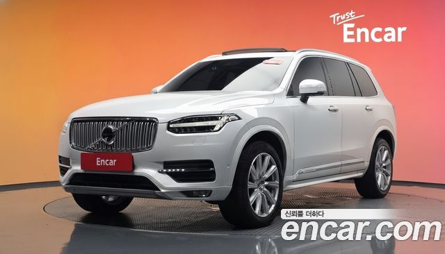 Volvo XC90 D5 Inscription — пробег 111 333 км — фото 1 из 5