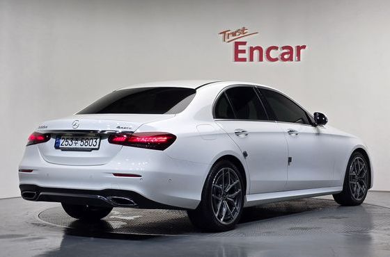 Mercedes-Benz E-Class E220d 4MATIC AMG Line — пробег 94 410 км — фото 2 из 5