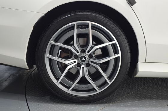 Mercedes-Benz E-Class E220d 4MATIC AMG Line — пробег 94 410 км — фото 5 из 5
