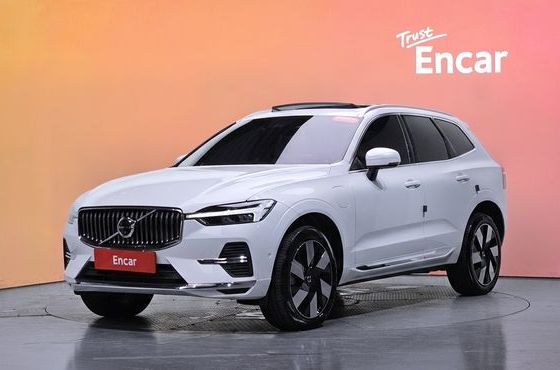 Volvo XC60 T8 Ultra Bright — пробег 9 062 км — фото 1 из 5