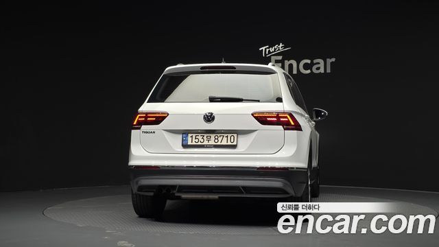 Volkswagen Tiguan из Кореи Encar