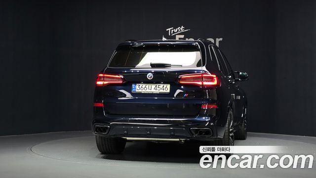 BMW X5 M50i — пробег 64 377 км — фото 4 из 5