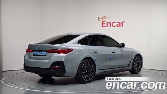 BMW i4 eDrive40 M Sports Pro — пробег 13 314 км — фото 2 из 5