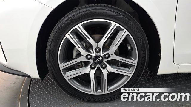 Kia K3 Luxury — пробег 46 916 км — фото 5 из 5