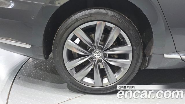 Volkswagen Arteon 2.0 TDI Premium — пробег 77 145 км — фото 5 из 5