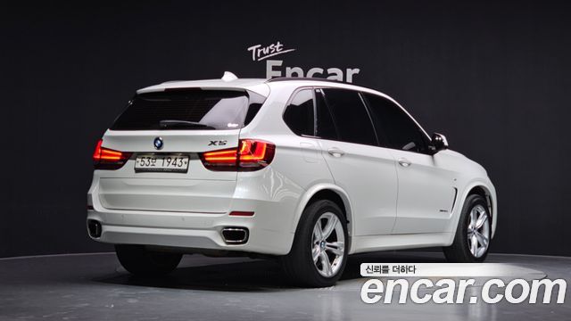 BMW X5 xDrive 30d M Sport package — пробег 75 040 км — фото 2 из 5