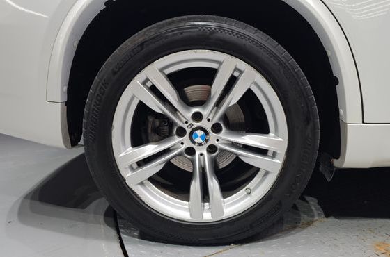 BMW X5 xDrive 30d M Sport package — пробег 75 040 км — фото 5 из 5