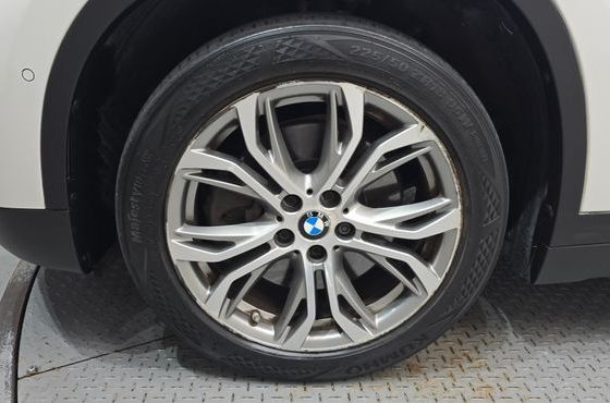 BMW X1 xDrive 20d — пробег 126 221 км — фото 5 из 5
