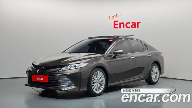 Toyota Camry 2.5 — пробег 23 196 км — фото 1 из 5