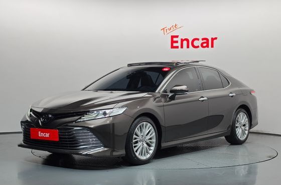 Toyota Camry 2.5 — пробег 23 196 км — фото 1 из 5