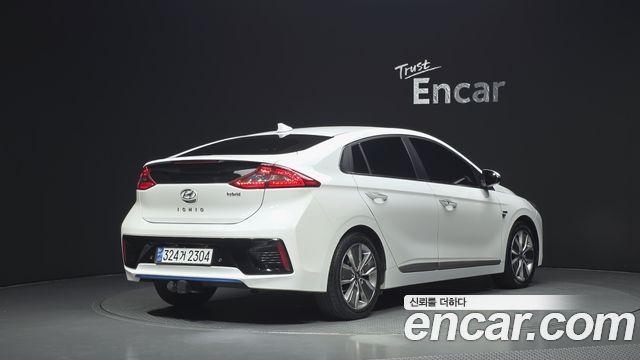 Hyundai Ioniq из Кореи Encar