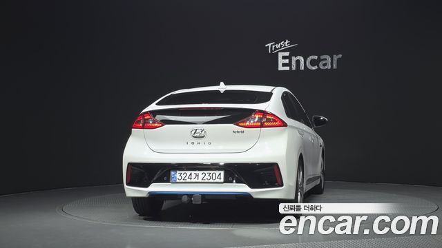 Hyundai Ioniq из Кореи Encar