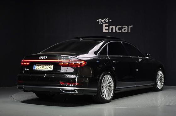 Audi A8 55 TFSI Quattro LWB — пробег 46 919 км — фото 2 из 5