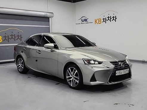 Lexus IS Supreme — пробег 92 426 км — фото 4 из 5