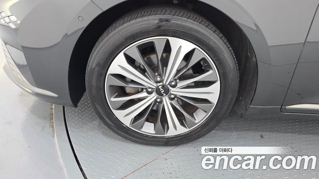 Kia K8 из Кореи Encar