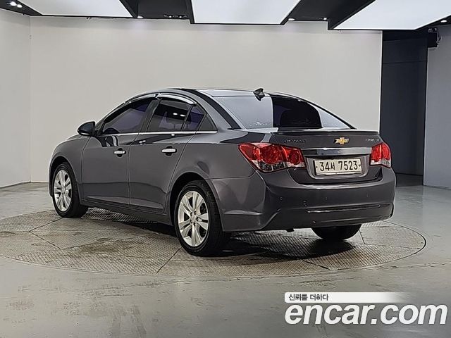 Chevrolet (Daewoo) Cruze 1.8 LTZ+ — пробег 138 990 км — фото 3 из 5
