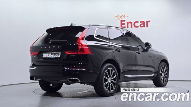 Volvo XC60 D4 Inscription — пробег 85 293 км — фото 2 из 5